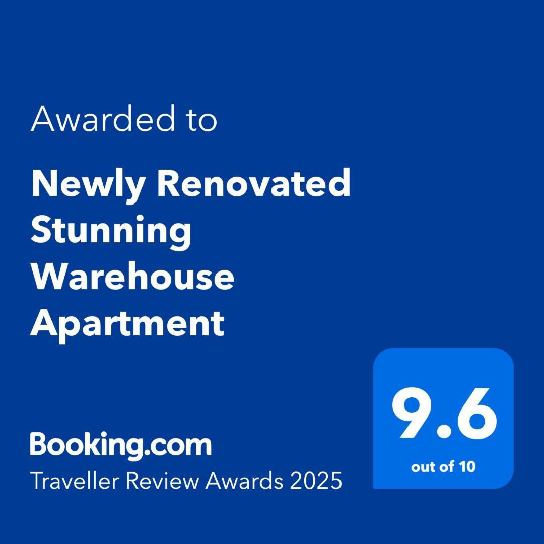 Newly Renovated Stunning Warehouse Apartment Борнмут Экстерьер фото